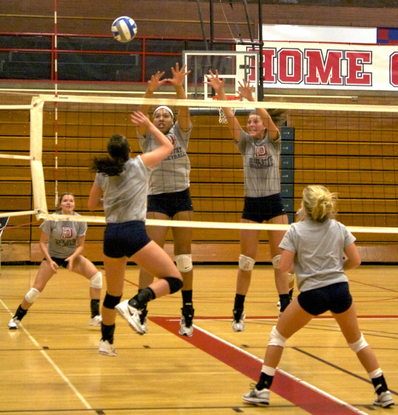DSC volleyball teammates go head to head in a scrimmage during morning practice. The team returned from a tournament in Alaska ready for their first home game on Thursday.Photo by: Jessica Baird